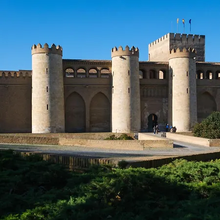 Loira Aljaferia Vistas Y Terraza Privada Apartamento